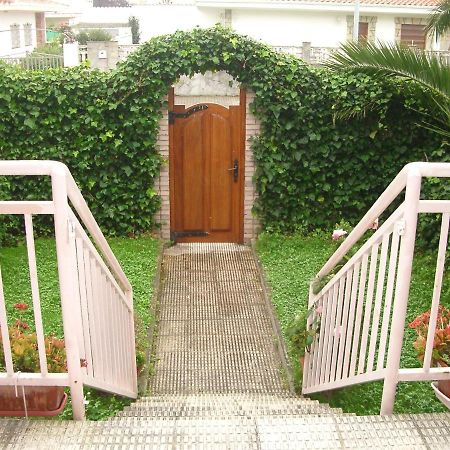 Adosado Con Piscina Y Jardin En Laredo A 100 Mtrs De La Playa Villa ภายนอก รูปภาพ